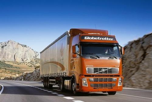 畜禽良种场长途搬家